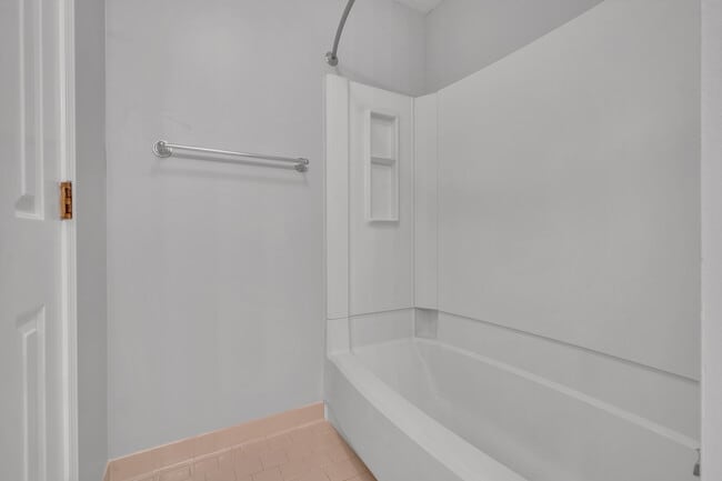 Master Bathroom - 151 N Timber Dr