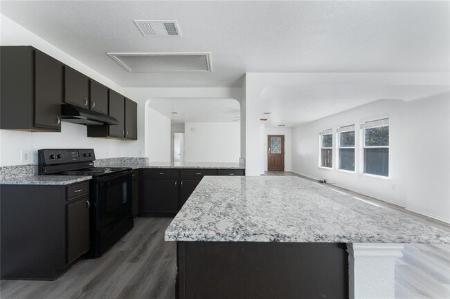 Building Photo - 315 Bello Dr