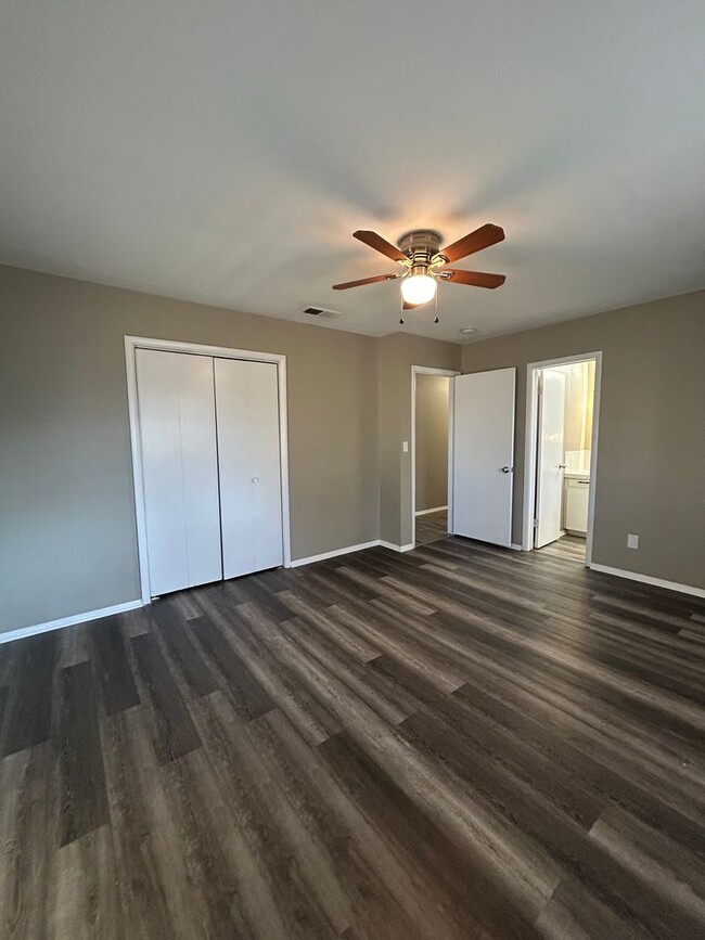 Building Photo - 3-Bedroom, 2-Bath Home in Prime Location!