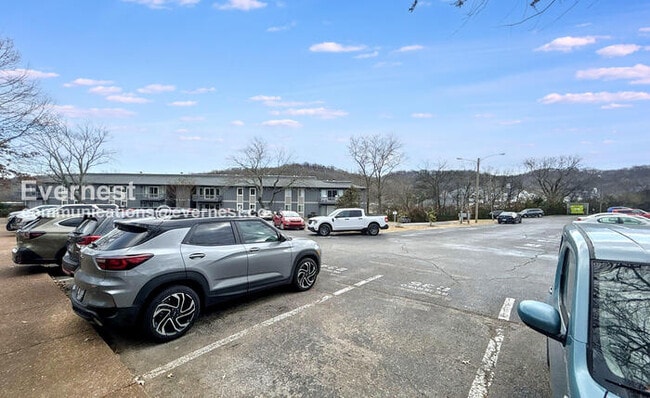 Building Photo - 21 Vaughns Gap Rd