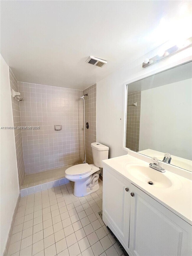 Building Photo - 8888 SW 131st Ct