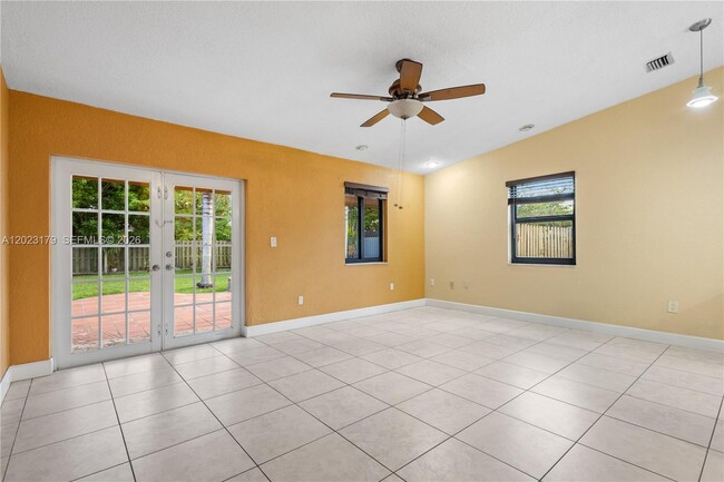 Building Photo - 12580 SW 248th Terrace