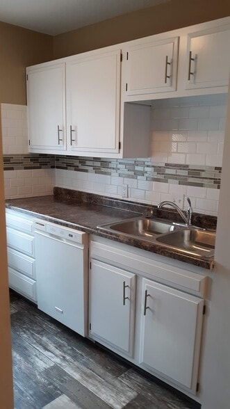 Building Photo - 362 Elton Hills Dr NW