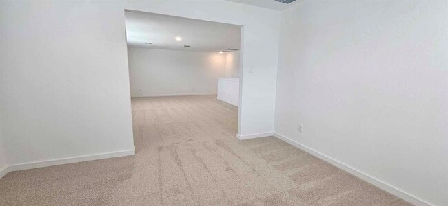 Building Photo - 8423 Bay Rdg Cir
