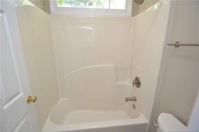 Building Photo - 6524 Englehardt Dr