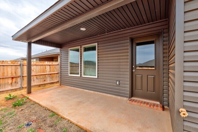 Building Photo - Brand New 4 Bed For Lease in Sara Park