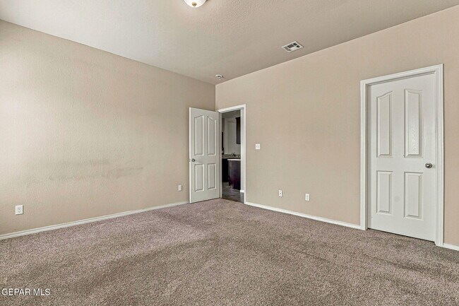 Building Photo - 14832 Orsten Artis Ave
