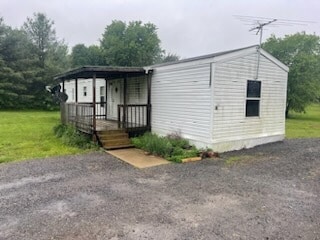Building Photo - 68 Ridgetop Dr