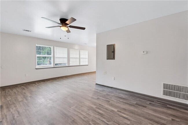 Building Photo - 968 Sexton Dr