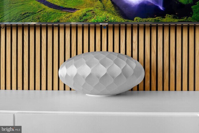 Building Photo - 4600 Duke St