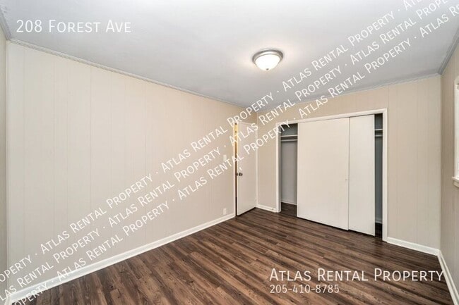 Building Photo - 208 Forest Ave
