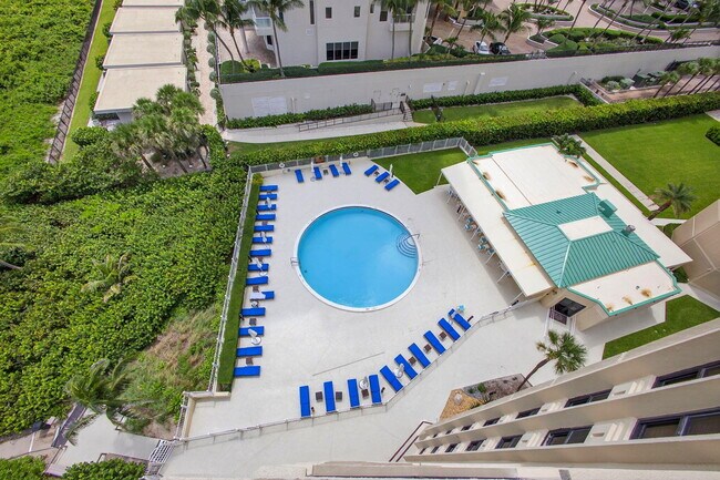 Building Photo - 2800 N Ocean Dr