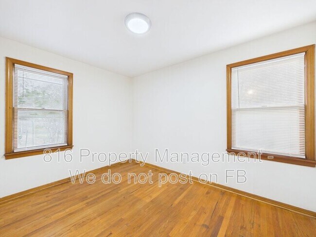 Building Photo - 11307 E 77th Terrace