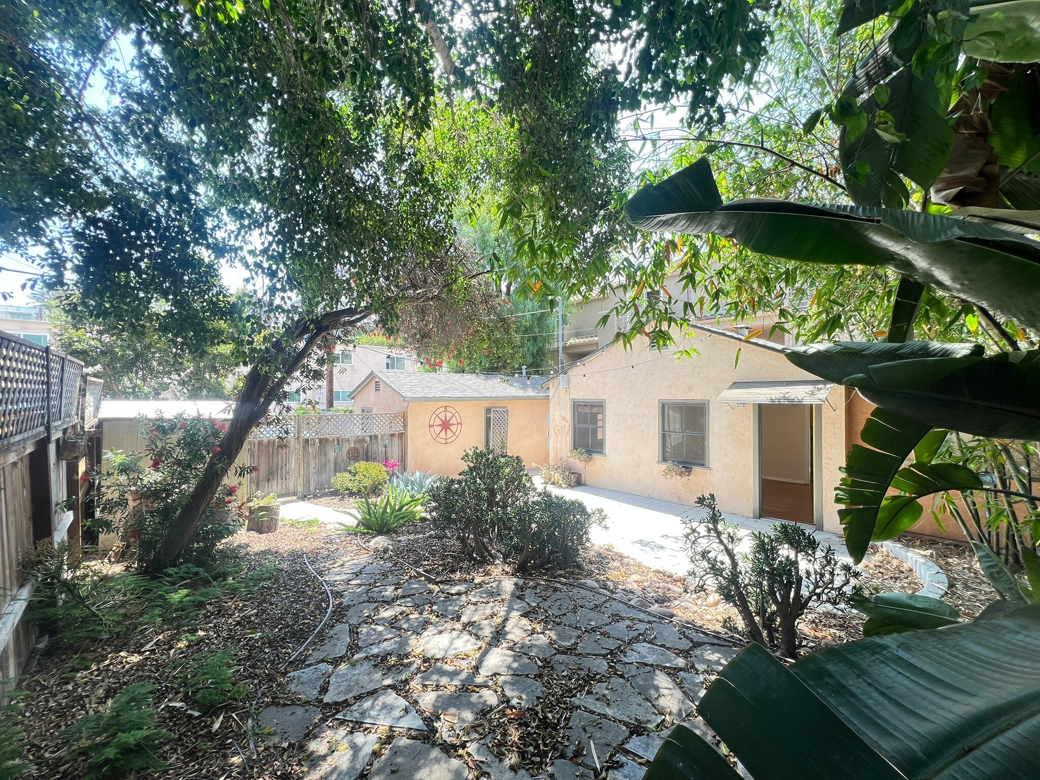 Building Photo - 2019 Cypress Ave