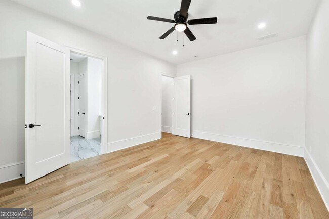 Building Photo - 4563 Fawn Path