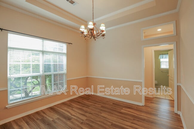 Building Photo - 6454 Norman Ave