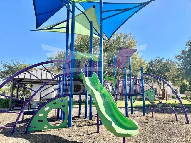 Building Photo - 2491 N 149th Ln