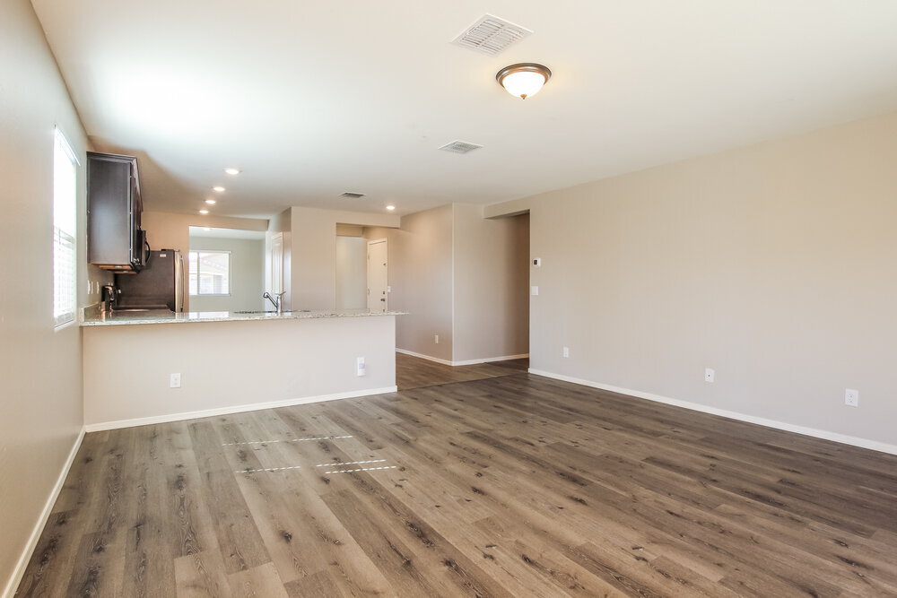 Building Photo - 25422 W Lamont Ave