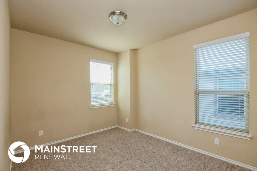 Building Photo - 629 Gannet Trl