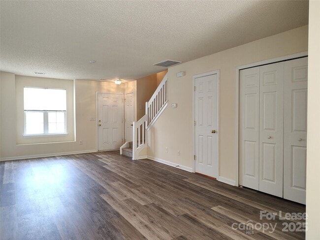 Building Photo - 3209 Blythe Ridge Ct