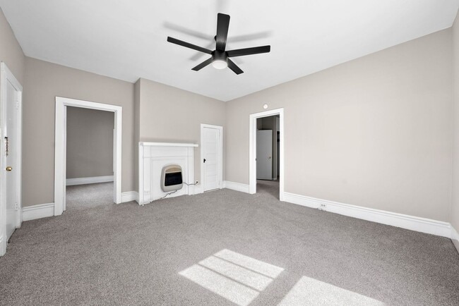 Building Photo - 2 Bedroom Home Near APSU Campus For Rent!