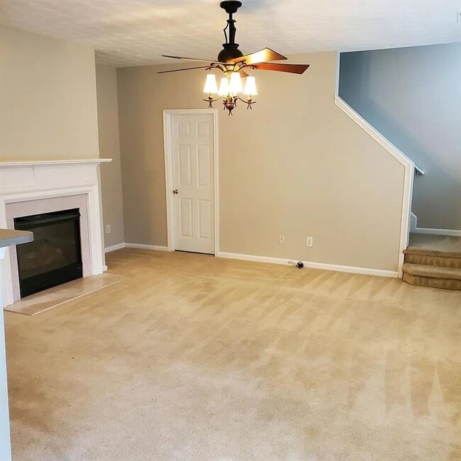 Building Photo - 1584 Park Grove Dr