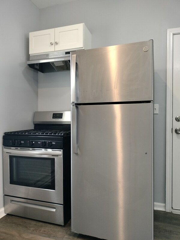 Building Photo - 6601 S Green St