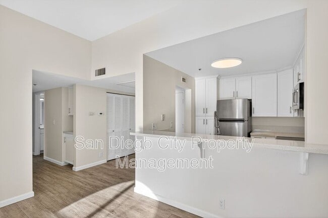 Building Photo - 3980 Faircross Pl