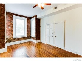 Building Photo - 1321 Floyd Ave