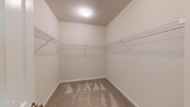 Building Photo - 282 Little Bear Run