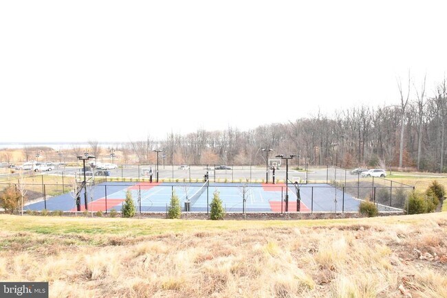 Building Photo - 2105 Hemlock Bay Rd