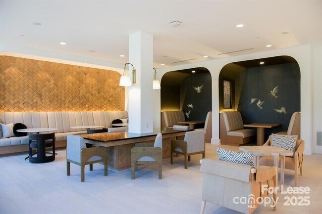 Building Photo - 14011 Bespoke Rd