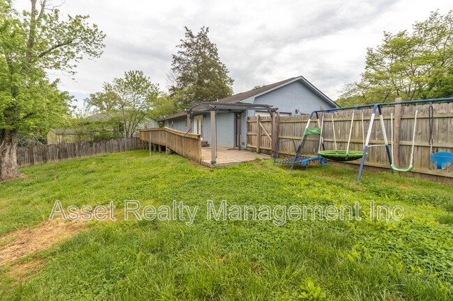 Building Photo - 6601 Bay Cir Dr