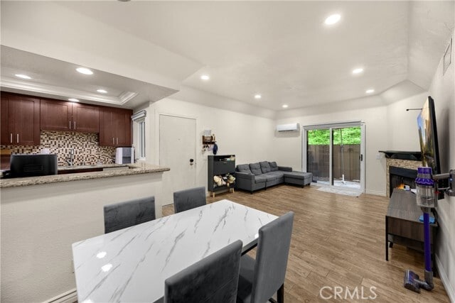 Building Photo - 22709 Lakeway Dr