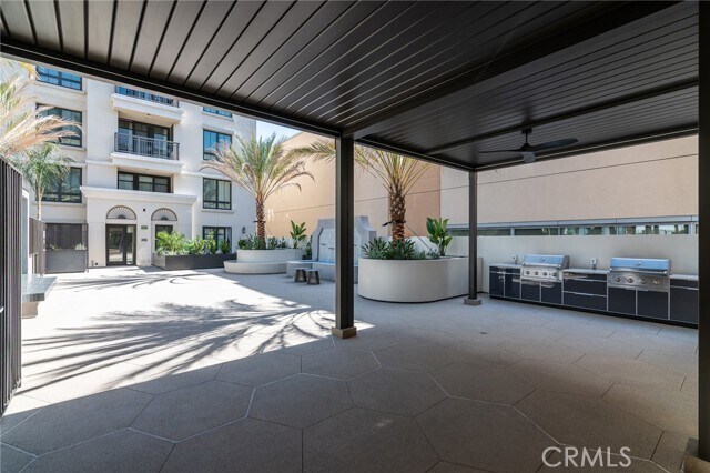 Building Photo - 268 Caruso Ave