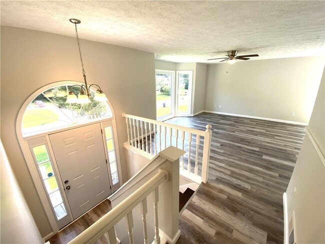 Building Photo - 109 Indian Trail Dr