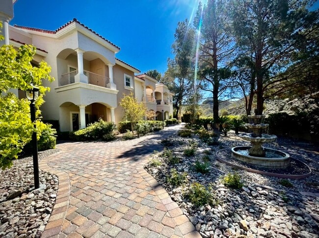 Building Photo - *WONDERFUL CONDO IN GUARD GATED: "LAKE LAS VEGAS" COMMUNITY!!! AMAZING VIEWS!!