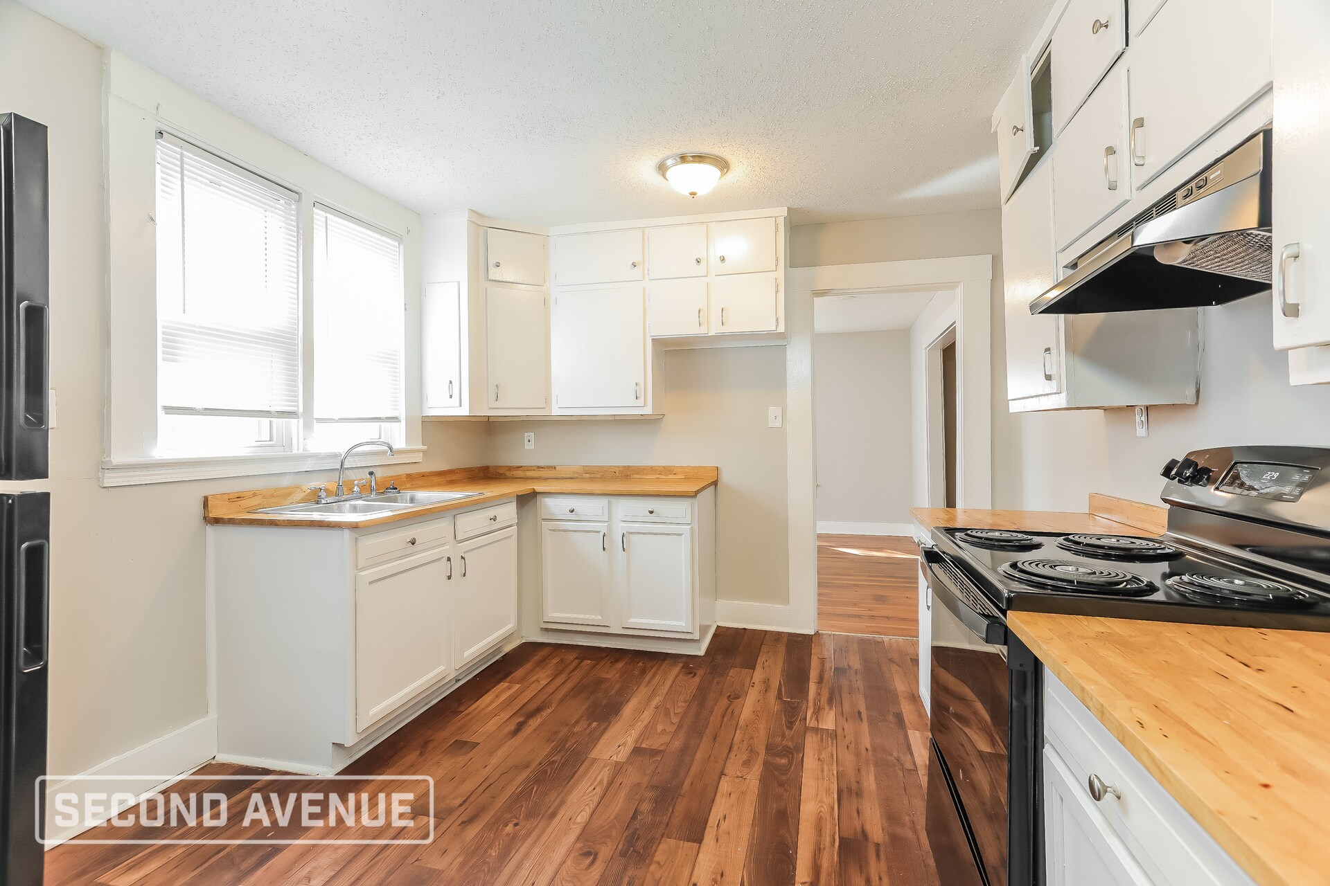 Building Photo - 349 Robison Dr