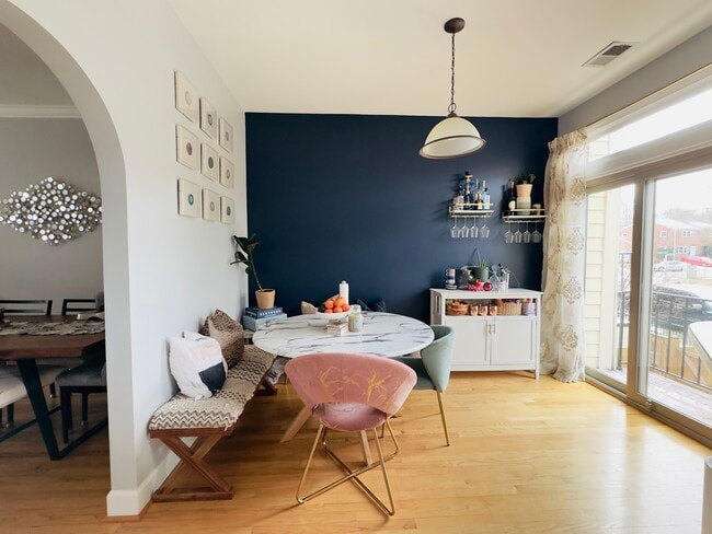 Building Photo - 3832 Charles Ave