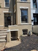 Building Photo - 145 Thomas St NW