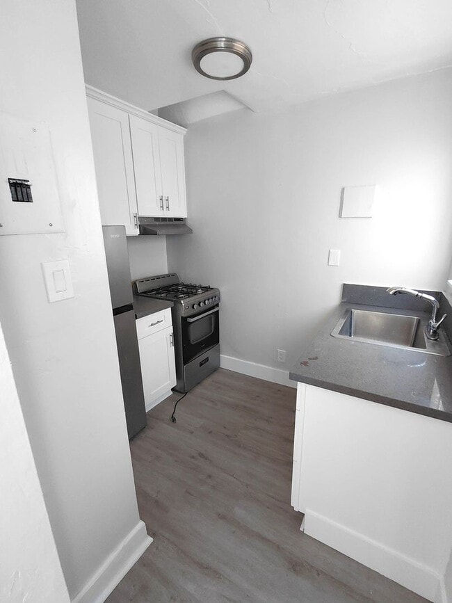 Building Photo - 819 S Palos Verdes St