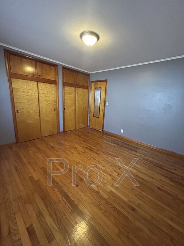 Building Photo - 111 W Lindburg St