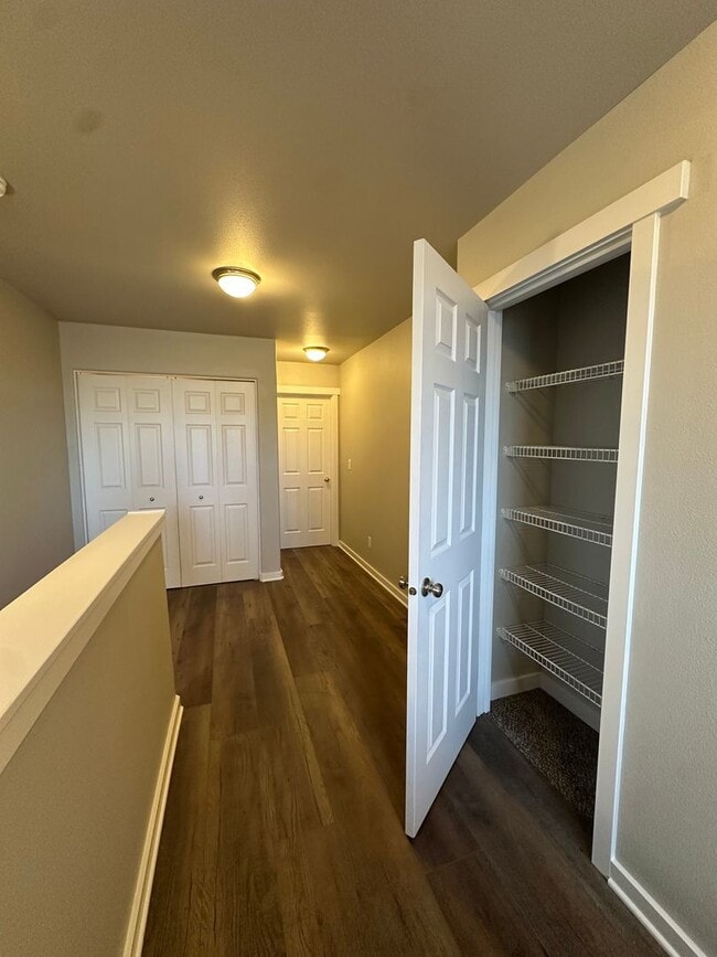 Building Photo - Juniper Ave 4-Plex (Juniper Prop.) - 02900-JUNI-00