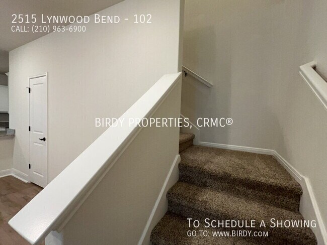 Building Photo - 2515 Lynwood Bnd