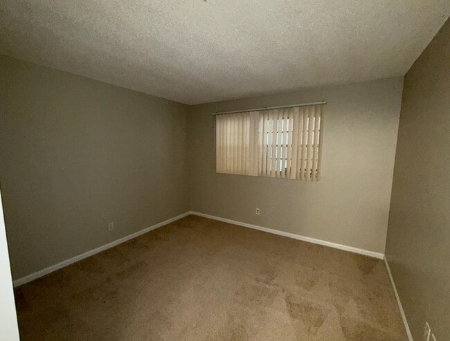 Building Photo - 3700 S Osprey Ave