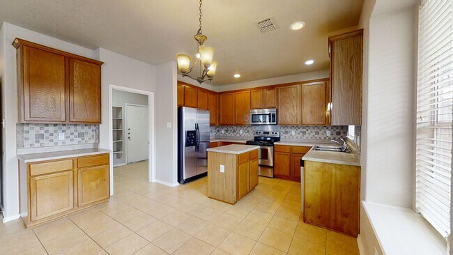 Building Photo - ALAMO RANCH Well-Maintained Beauty! 3bd/2.5ba - Northside Schools