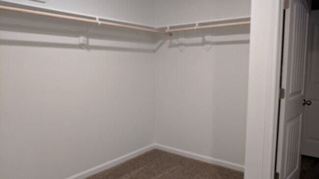 Master Closet - 13060 Fowler Dr