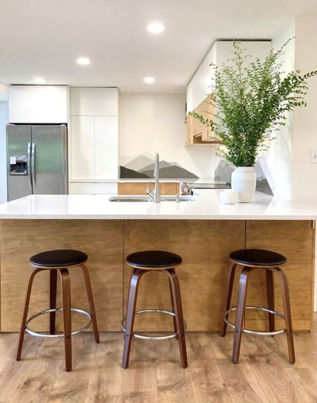 Building Photo - 928 Ditney Way