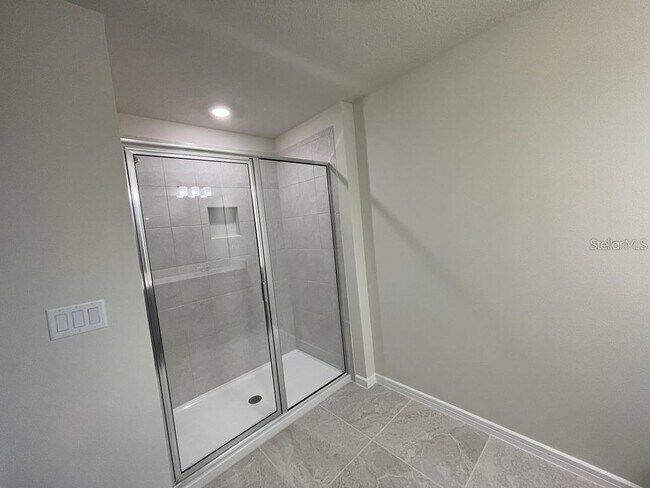 Building Photo - 2800 Bright Bird Ln