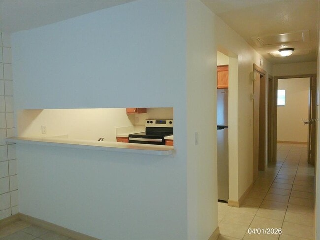 Building Photo - 926 W Carole St